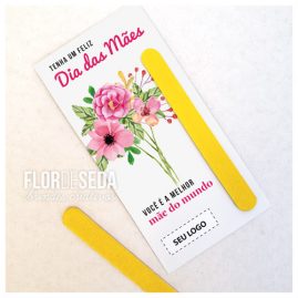Cartão personalizado com mini lixa Dia das Mães.